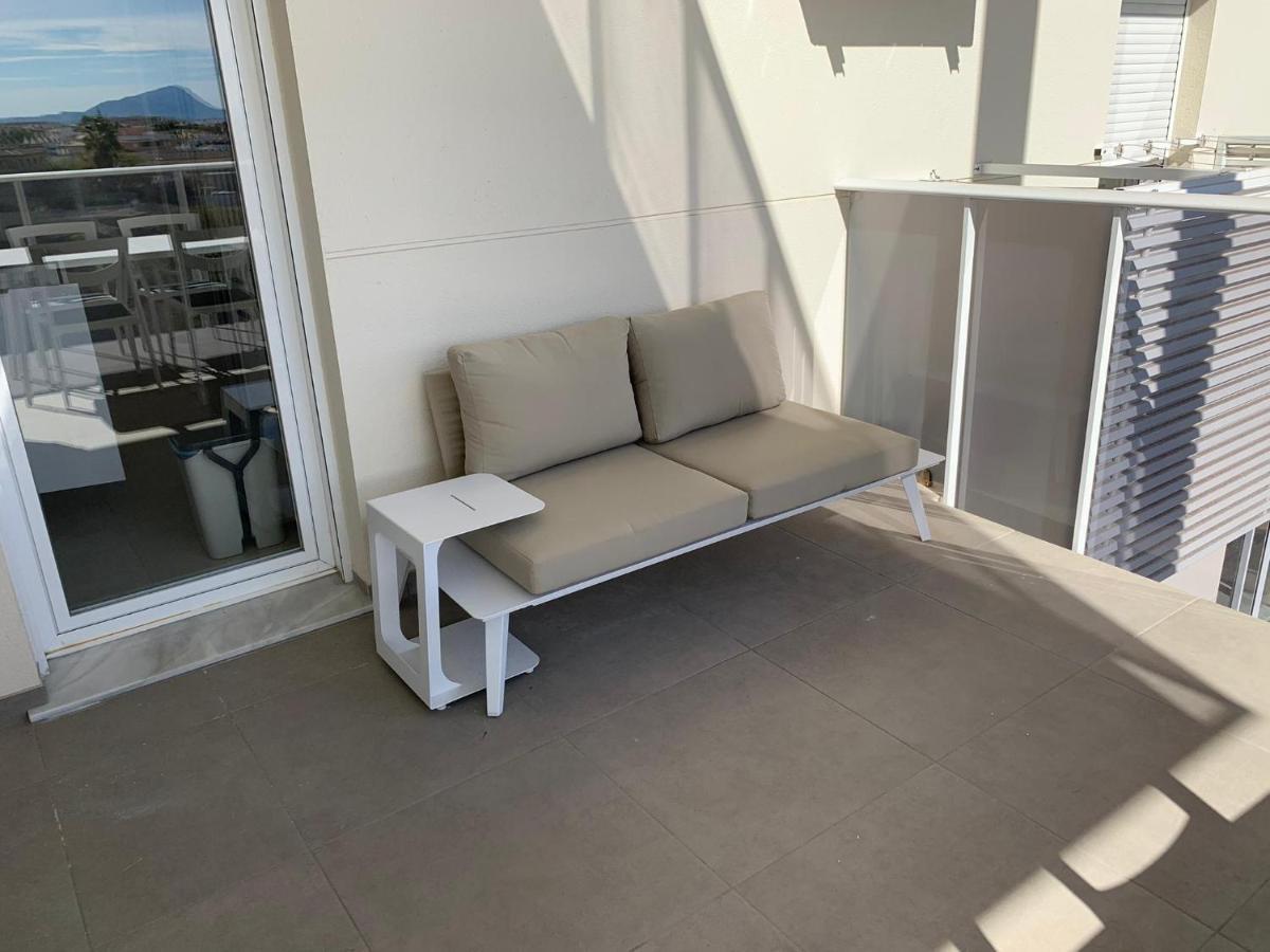 Beautiful Apartment With Pool Near The Beach Олива Экстерьер фото